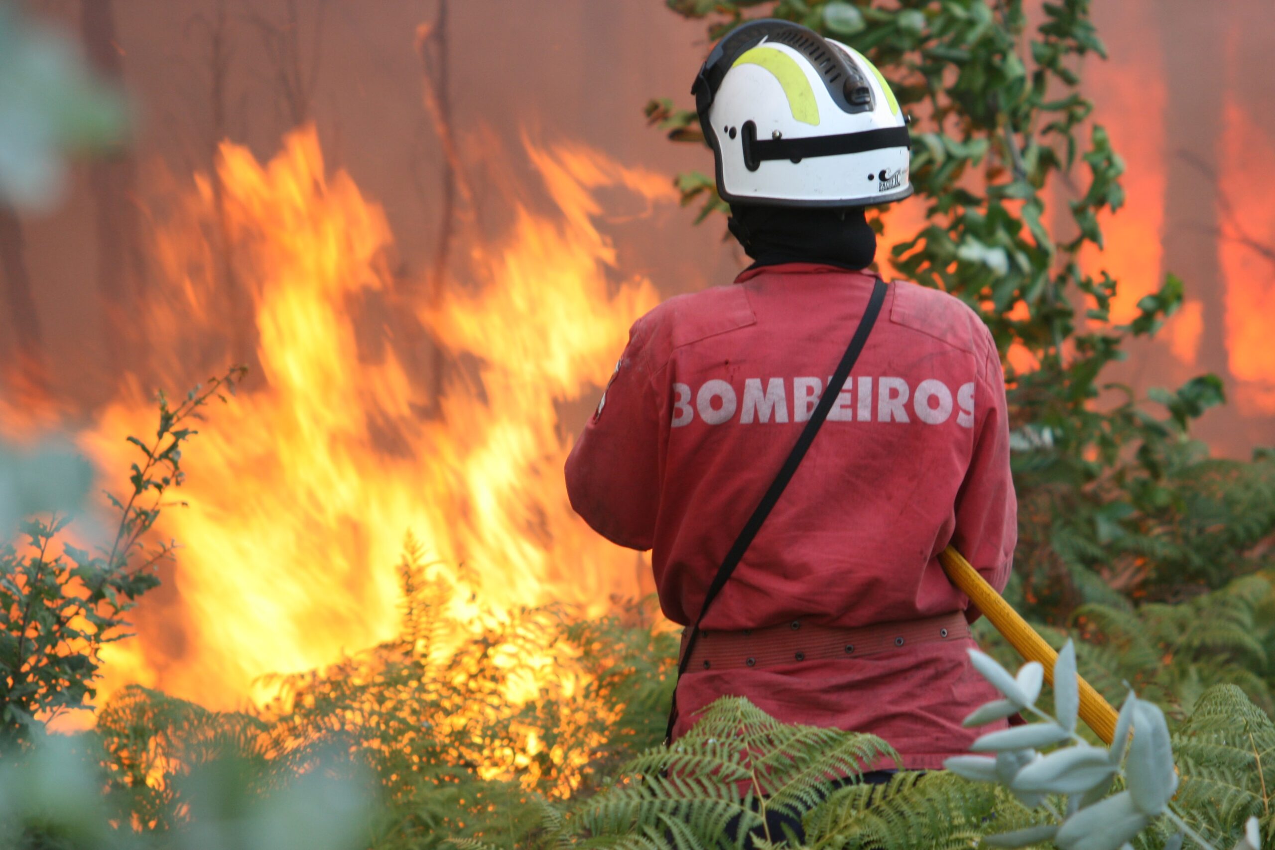 PJ detém supeito do grande incêndio de setembro
